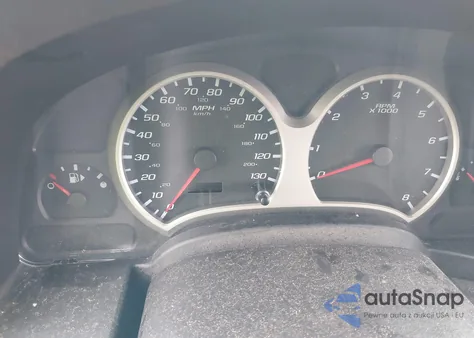 2005 Chevrolet Equinox Ls z USA, uszkodzony, nr VIN 2CNDL23F556063416